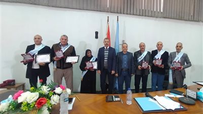 رؤساء شركات الإنتاج الحربي والوحدات التابعة يجتمعون بالعاملين ويُتابعون معدلات تنفيذ المشروعات