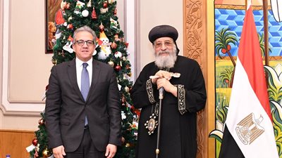 البابا تواضروس الثاني يستقبل الدكتور خالد العناني