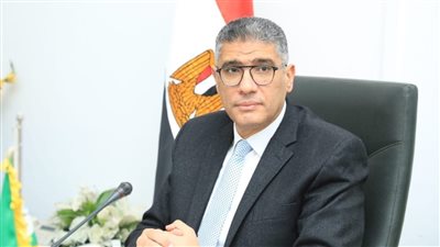 محافظ الجيزة يمنح مهلة 6 أشهر لمشروعات متعثرة بالمنطقة الصناعية والاستثمارية بأبو رواش