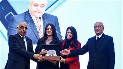 وزيرة التخطيط والتنمية الاقتصادية والتعاون الدولي تشهد إطلاق مشروعي التصويت الإلكتروني وبرنامج الشكاوى وقياس الأداء بهيئة النيابة الإدارية