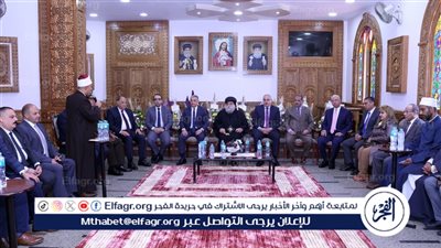 محافظ الإسماعيلية يزور كنائس المحافظة للتهنئة بعيد الميلاد المجيد