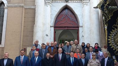 الأقباط الكاثوليك بطنطا يستقبلون محافظ الغربية للتهنئة بعيد الميلاد المجيد