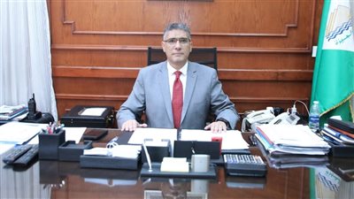 محافظ الجيزة يبحث استعدادات مديرية التربية والتعليم لإجراء إختبارات الشهادة الإعدادية