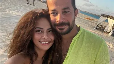 داليا مصطفى تخرج عن صمتها وترد علي شائعات طلاقها