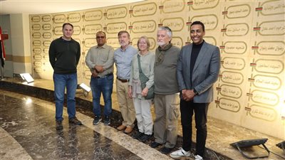 بالصور.. وفد بعثة 