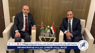 على هامش اجتماعات 