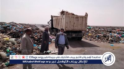 إجراءات صارمة ضبط سيارات تلقي المخلفات الصلبة على الطرق بمرسى مطروح