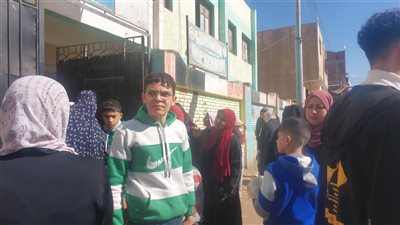 اليوم.. طلاب الشهادة الإعدادية يؤدون العربي والدين بالقاهرة والهندسة والجبر بالجيزة