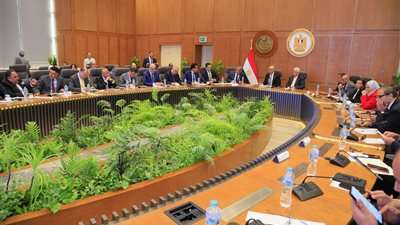 منذ قليل.. انطلاق سلسلة الحوار المجتمعي بين 