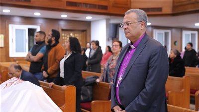 رئيس الطائفة الإنجيلية يشارك في خدمة الأحد بالكنيسة الإنجيلية الثانية بالمنيا