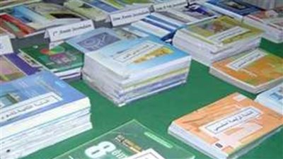 ضبط 41 ألف كتاب دراسى دون تصريح بالظاهر 