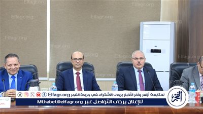 رئيس جامعة أسيوط يشارك فى اجتماع المجلس الأعلى للجامعات بجامعة أسوان
