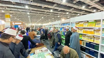 أئمة أوقاف الجيزة بجناح المجلس الأعلى للشئون الإسلامية بمعرض الكتاب