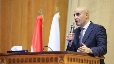 وزير التعليم: مقترح 