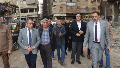 محافظ القليوبية يوجه بتحسين الخدمات المقدمة للمواطنين بشبرا الخيمة 