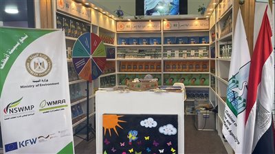 إقبال جماهيرى غير مسبوق على جناح وزارة البيئة بمعرض الكتاب