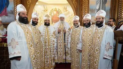 الانبا ميخائيل يدشن كنيسة الأنبا أنطونيوس بأطلس ويسيم القس كاراس عبد الله قمصا