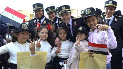 مواصلة مشاركة المواطنين الإحتفال بالذكرى الـ73 لعيد الشرطة (صور)