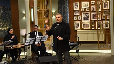 عمرو الليثي ينعي الدكتور سامي عبد العزيز: فقدنا قامة إعلامية كبيرة 