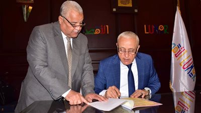 بنسبة نجاح 76.51 %.. محافظ الأقصر يعتمد نتيجة الشهادة الإعدادية