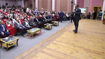 سكرتير عام اسوان يشارك باحتفالية المحافظة بيوم المهندس