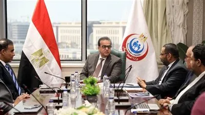 نائب رئيس الوزراء وزير الصحة يعقد اجتماعًا لمراجعة وتوحيد بروتوكولات علاج الأورام