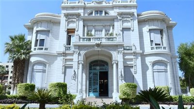 وحدة متنقلة للكشف المبكر عن أورام الثدي بجامعة عين شمس