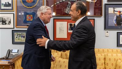 وزير الخارجية يلتقي رئيس اللجنة الفرعية لاعتمادات العمليات الخارجية بمجلس الشيوخ الأمريكي