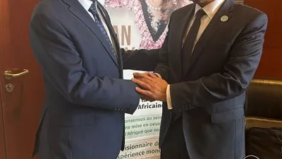 وزير الخارجية والهجرة يلتقي وزير الدولة للشئون الخارجية الصومالي