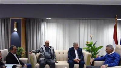 ننشر تفاصيل لقاء محافظ أسوان برئيس الشركة القابضة لمياه الشرب والصرف الصحى