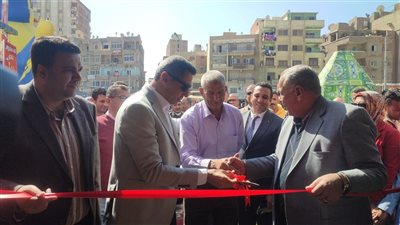 محافظ السويس يفتتح معرض أهلا رمضان بحى الأربعين