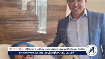 حارس شباب الأهلي يجري عملية بالمنظار في الكتف