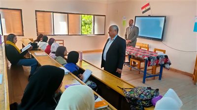  اقبال طلابي حاشد.. الأقصر تشهد أولى أيام القوافل التعليمية للمرحلتين الإعدادية والثانوية