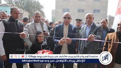 محافظ المنيا يفتتح معرضين 