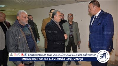 محافظ أسيوط يشهد إجراءات تسليم دور كامل ببرج سكني بحي غرب تبرع من مواطن 