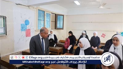 خلال جولة مفاجئة على المدارس محافظ المنيا يوجه بتكثيف أعمال النظافة ويُحيل إدارة إحدى المدارس للتحقيق بسبب الإهمال