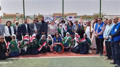 رئيسة المجلس القومي للطفولة تزور 