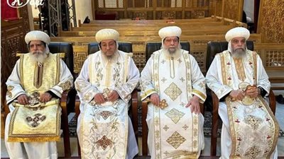كاهنين جدد وثلاثة قمامصة بأسوان