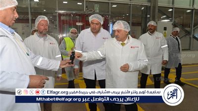 محافظ أسيوط يتفقد مصنع فرع شركة كوكاكولا مصر بالمنطقة الصناعية بعرب العوامر بأبنوب 