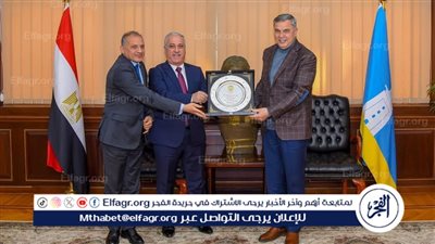 محافظ الإسكندرية يلتقي رئيسيّ “الوطنية للصحافة” ومجلس إدارة الأهرام