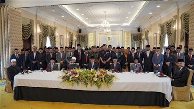  حاكم ولاية بينانج بماليزيا يستقبل وزير الأوقاف المصري لبحث تعزيز التعاون المشترك