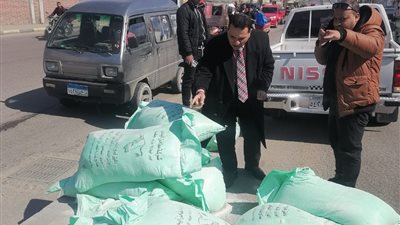 بـ14 شيكارة..تموين الإسكندرية تضبط دقيق مدعم قبل بيعها بالسوق السوداء