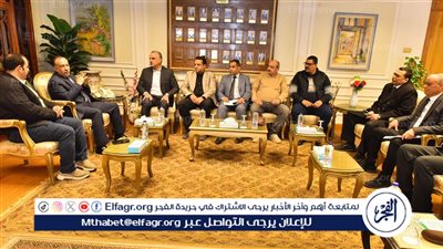 تفاصيل لقاء محافظ أسيوط مع مساعد وزير الصحة للمشروعات القومية 