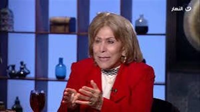 فريدة الشوباشي: الحجاب فرض ولما كنت مسيحية كنت بلبسه بالكنيسة