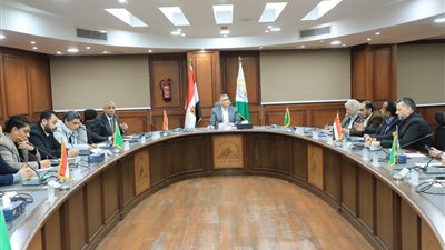 محافظ الجيزة: إطلاق منظومة مركبات متحركة مجهزة تكنولوجيا لرصد حالة الشوارع والتعامل مع المخالفات