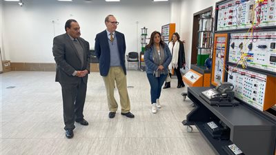 رئيس جامعة بنها الأهلية يستقبل وفد جامعة اريزونا الأمريكية - صور