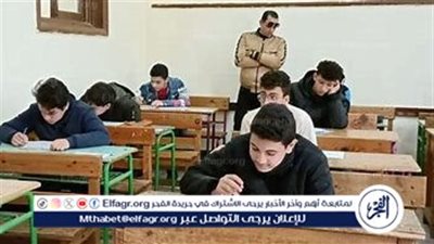  المدارس الإعدادية تجبر الطلاب على استفتاء الثانوية العامة والبكالوريا