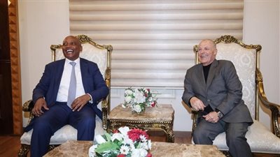 أبو ريدة يحظى بدعم عمومية كاف لحصد مقعد مجلس فيفا