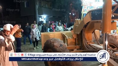 رئيس مركز أبنوب بأسيوط تقود حملة مكبرة لتمهيد وتسوية الشوارع بالمدينة