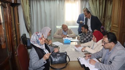 محافظ القليوبية يعقد لقاء المواطنين بالخانكة 